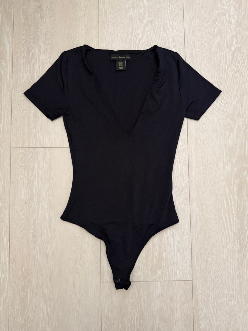 House of Harlow 1960 Black V-Neck Short Sleeve Bodysuit